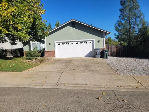 4979 Tralee Ln, Redding, CA 96001