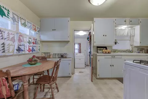 710 Severtson Dr, Redding, CA 96001 photo 6