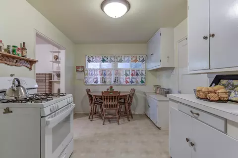 710 Severtson Dr, Redding, CA 96001 photo 8