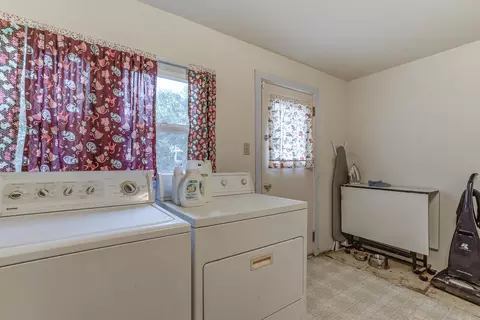 710 Severtson Dr, Redding, CA 96001 photo 9