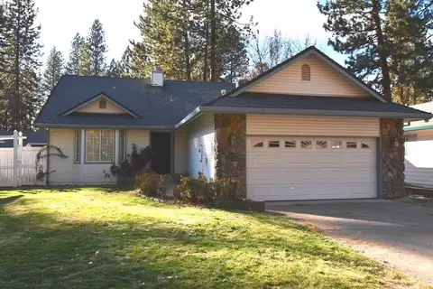 20496 Tall Timber St, Burney, CA 96013
