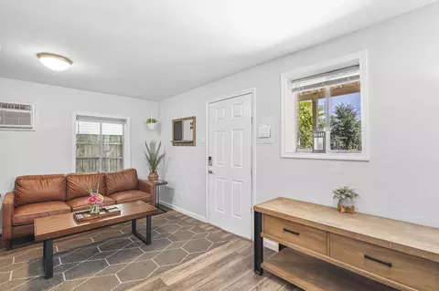 1216 Trinity St, Redding, CA 96001 photo 3