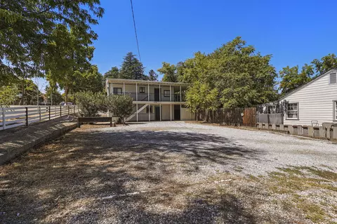 1216 Trinity St, Redding, CA 96001 photo 44