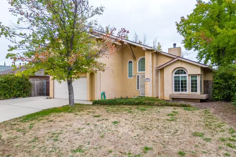 543 Armando Ave, Redding, CA 96003