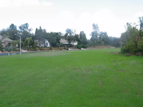 13383 Alicia Pkwy, Redding, CA 96003