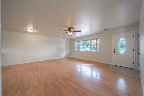 2750 Heather Ln, Redding, CA 96002 photo 6