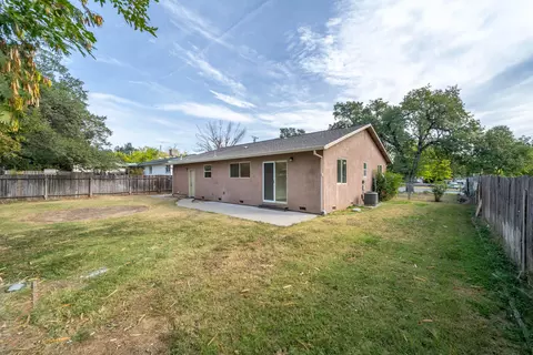2750 Heather Ln, Redding, CA 96002 photo 24