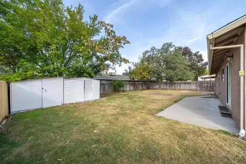 2750 Heather Ln, Redding, CA 96002 photo 22