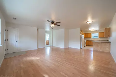 2750 Heather Ln, Redding, CA 96002 photo 7