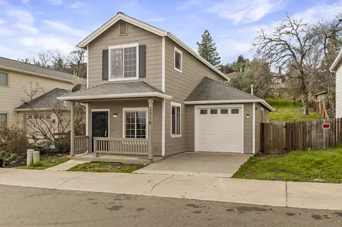 3316 West St, Redding, CA 96001 photo 5