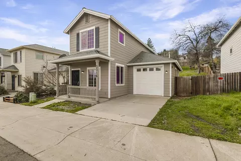 3316 West St, Redding, CA 96001 photo 3