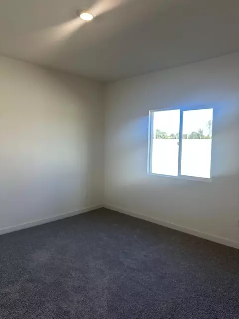 2567 Shumacher St, Redding, CA 96002 photo 7