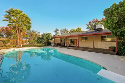 3420 Riverview Dr, Redding, CA 96001 photo 32