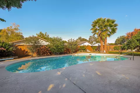 3420 Riverview Dr, Redding, CA 96001 photo 33