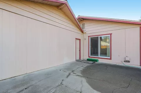 3420 Riverview Dr, Redding, CA 96001 photo 36