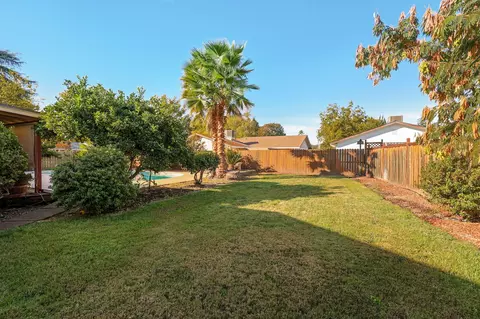 3420 Riverview Dr, Redding, CA 96001 photo 35