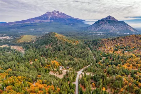 View/Area - 7411 Sugar Pine Rd, Weed, CA 96094 photo 2 of 6