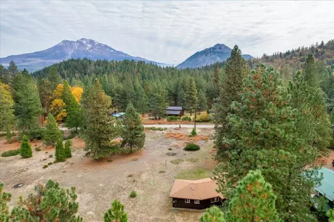 View/Area - 7411 Sugar Pine Rd, Weed, CA 96094 photo 3 of 6