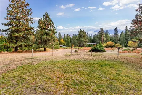View/Area - 7411 Sugar Pine Rd, Weed, CA 96094 photo 6 of 6