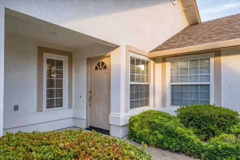 1746 Capistrano Walk, Redding, CA 96003 photo 4