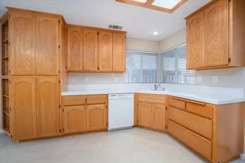1746 Capistrano Walk, Redding, CA 96003 photo 21