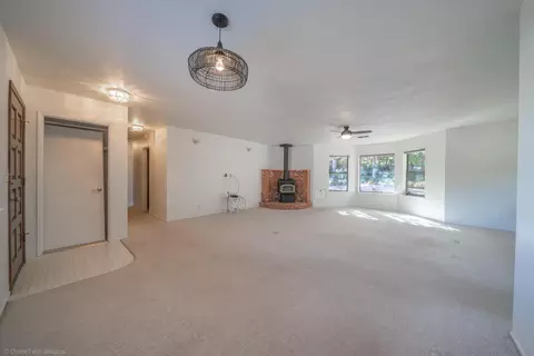 575 Country Oak, Redding, CA 96003 photo 6