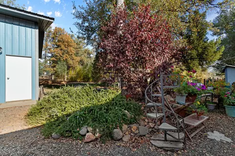 10575 Arapaho Dr, Redding, CA 96003 photo 32