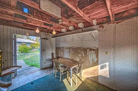 Dining - 20651 Old 44 Dr, Redding, CA 96003 photo 2 of 2
