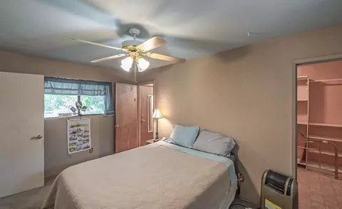 Bedroom - 20651 Old 44 Dr, Redding, CA 96003 photo 3 of 8