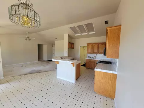 17547 Cimmeron Trl, Anderson, CA 96007 photo 6