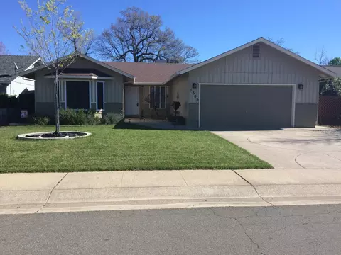 1565 Fresia Way, Redding, CA 96003