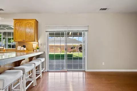 3964 Teton Dr, Redding, CA 96001 photo 13