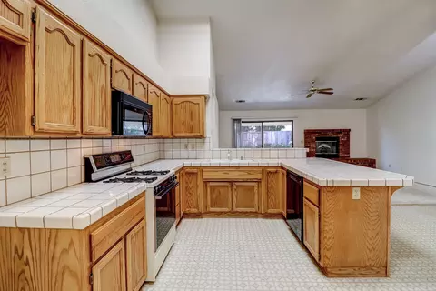 2749 Crystal Tree Dr, Redding, CA 96001 photo 10