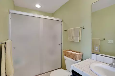 2825 Howard Dr, Redding, CA 96001 photo 12