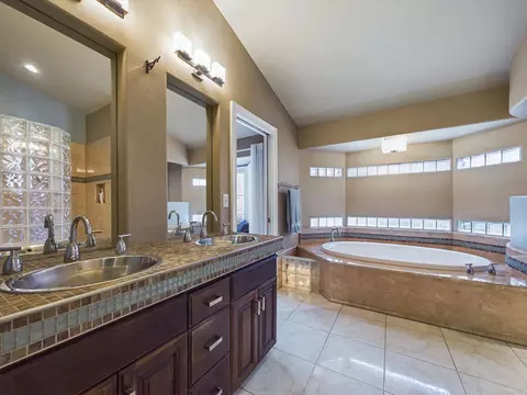 6086 Gleneagles Ct, Redding, CA 96003 photo 28