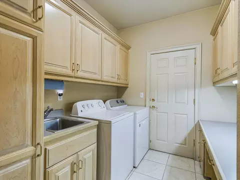 6086 Gleneagles Ct, Redding, CA 96003 photo 37