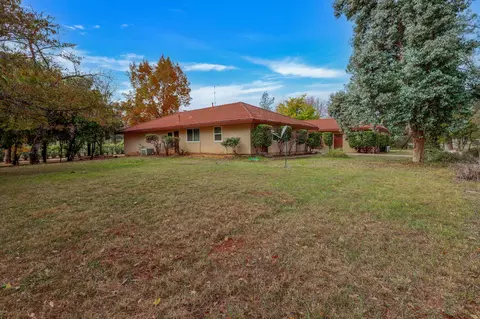 Exterior - 13144 Bear Mountain Rd, Redding, CA 96003 photo 17 of 22