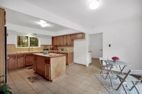 Kitchen - 13144 Bear Mountain Rd, Redding, CA 96003 photo 1 of 7