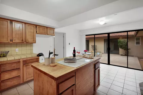 Kitchen - 13144 Bear Mountain Rd, Redding, CA 96003 photo 4 of 7