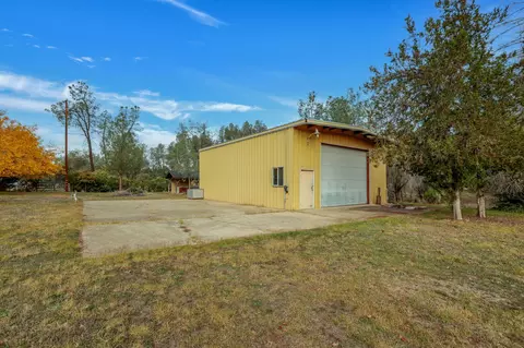 Exterior - 13144 Bear Mountain Rd, Redding, CA 96003 photo 5 of 22