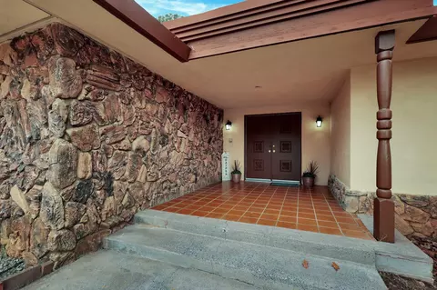 Entry Way - 13144 Bear Mountain Rd, Redding, CA 96003 photo 1 of 2