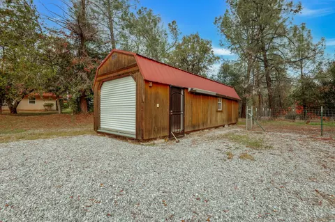 Exterior - 13144 Bear Mountain Rd, Redding, CA 96003 photo 19 of 22