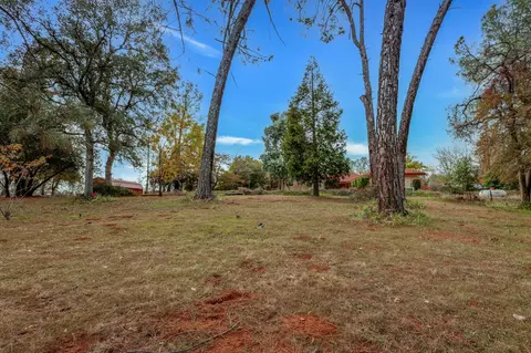 Exterior - 13144 Bear Mountain Rd, Redding, CA 96003 photo 16 of 22