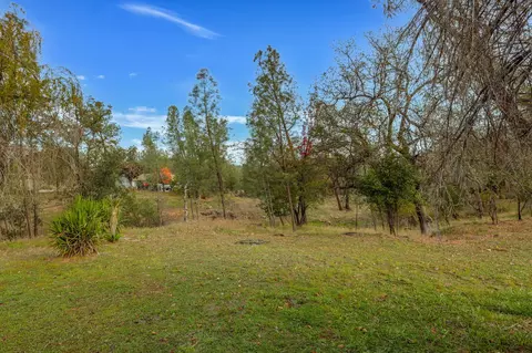 Exterior - 13144 Bear Mountain Rd, Redding, CA 96003 photo 7 of 22