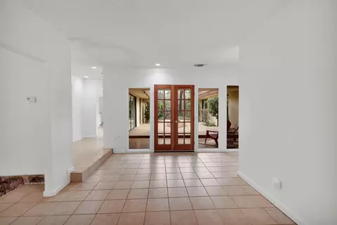 Entry Way - 13144 Bear Mountain Rd, Redding, CA 96003 photo 2 of 2