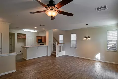 2063 Vienna Way, Redding, CA 96003 photo 6