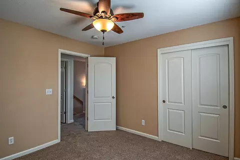 2063 Vienna Way, Redding, CA 96003 photo 21