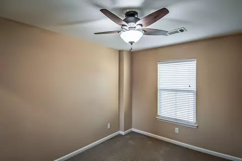 2063 Vienna Way, Redding, CA 96003 photo 20