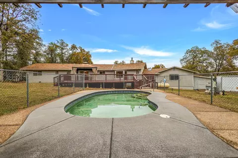 15947 Melinda Way, Redding, CA 96001 photo 17