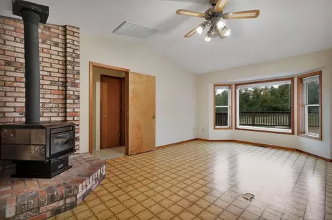 15947 Melinda Way, Redding, CA 96001 photo 31